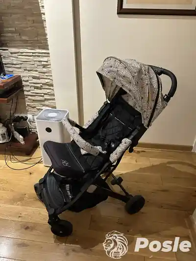 Dubinsko pranje decijih kolica posle ciscenja u Beogradu