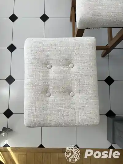 Dubinsko pranje bele stolice posle pranja u Beogradu