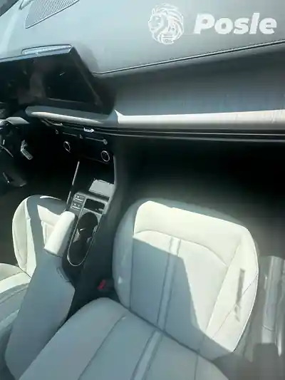 Dubinsko pranje prednjeg sedista posle tretmana automobila u Beogradu