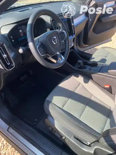 Dubinsko pranje prednjeg sedista posle pranja automobila u Beogradu