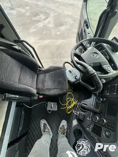 Dubinsko pranje volana i sedista pre pranja automobila u Beogradu