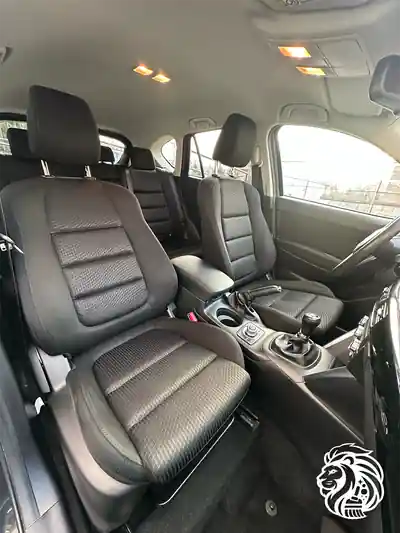 Dubinsko pranje zadnjeg dela enterijera posle ciscenja automobila u Beogradu