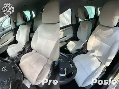 Dubinsko pranje svetlog prednjeg sedista posle pranja automobila u Beogradu